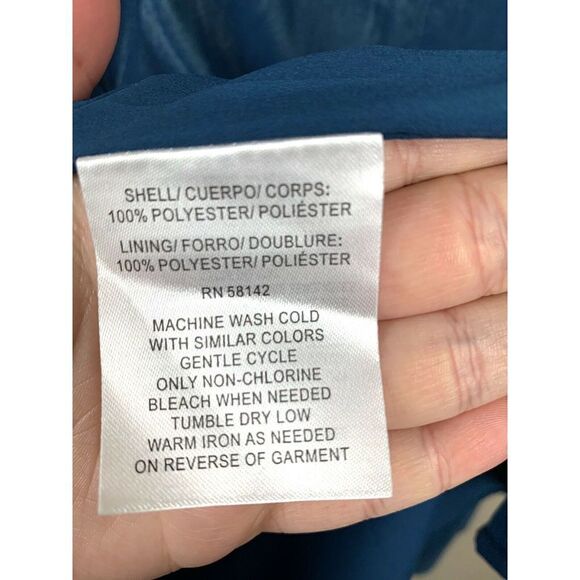 Gal Meets Glam Christine Velvet Twist Back Dress - Picture 7 of 7